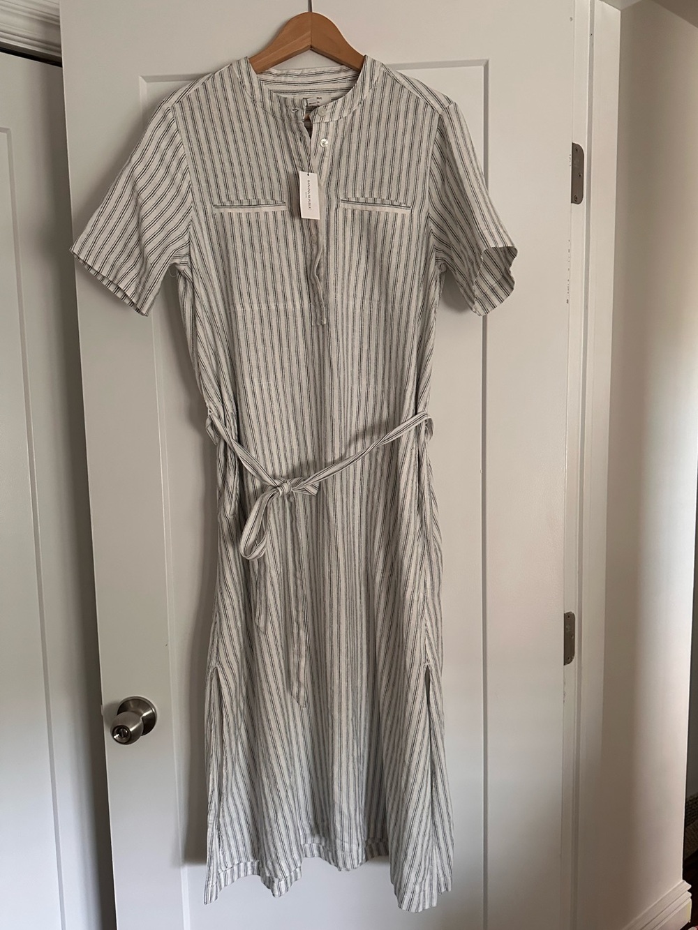NWT - Banana Republic Linen Midi-dress w/ belt